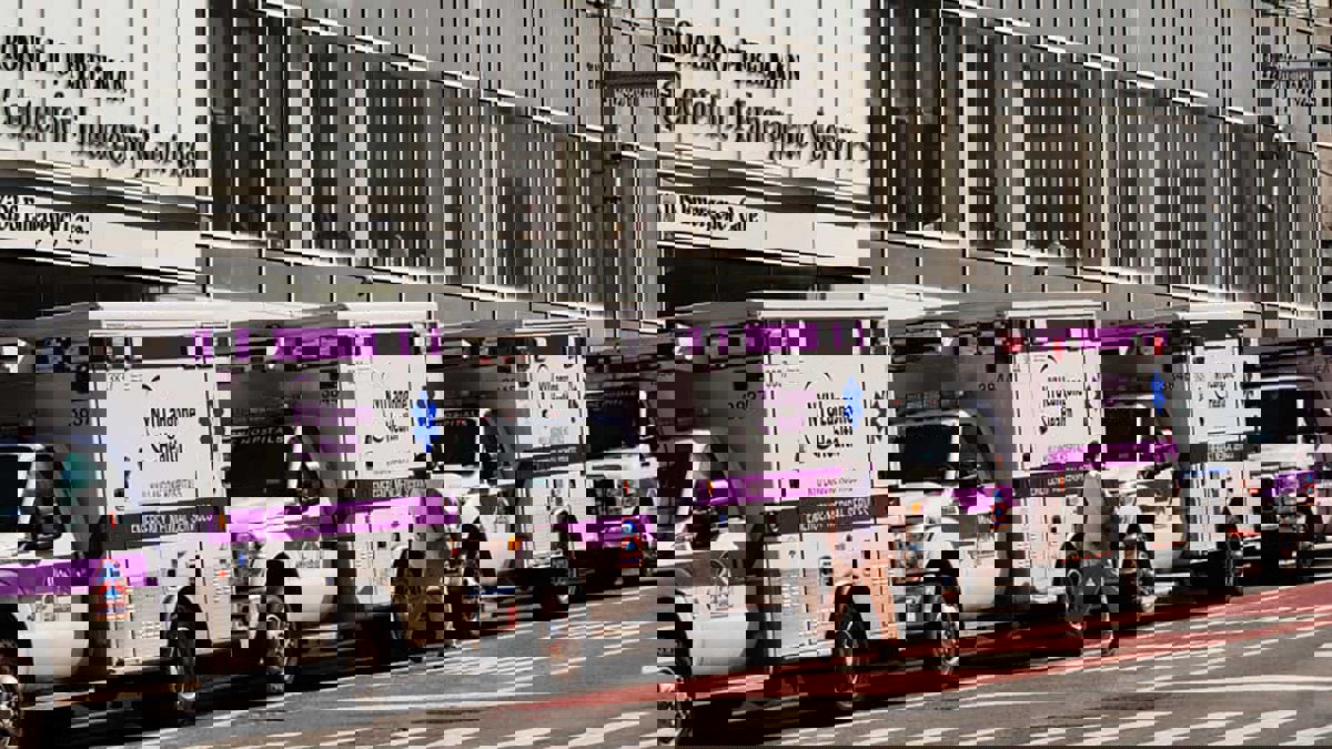 بلومبيرغ: أمريكا تدبر 100 ألف كيس جثة لوفيات كورونا المحتملة