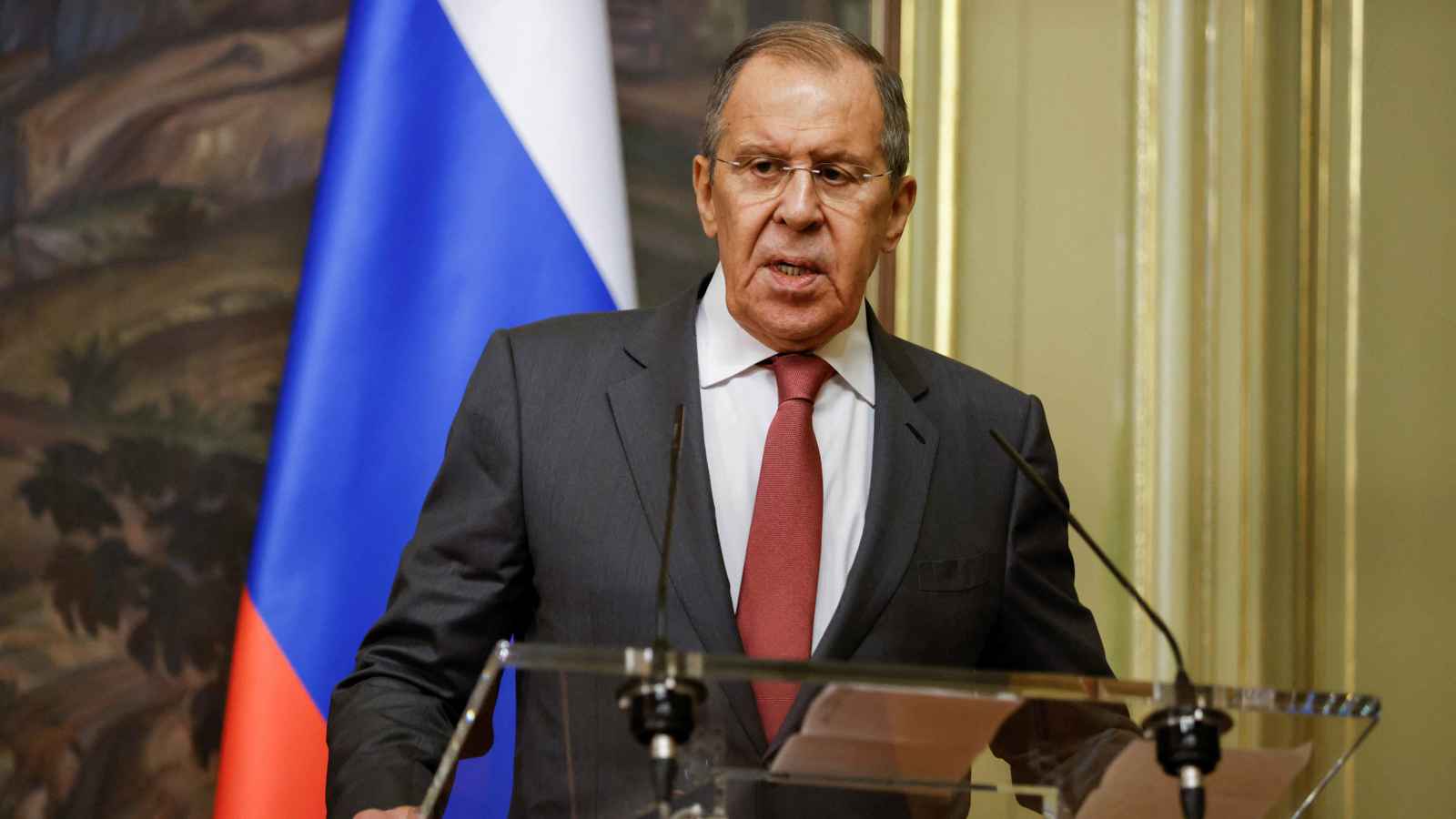 لافروف يتوعد أوكرانيا برد "مناسب" عقب هجومها بصواريخ "أتاكمز"