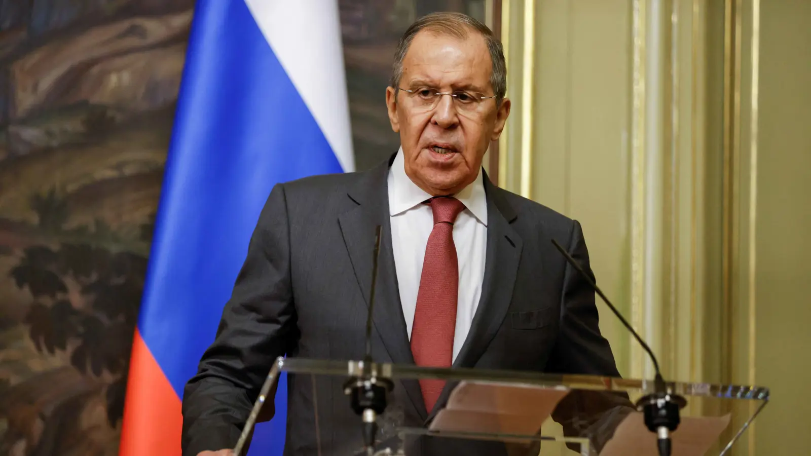 لافروف يتوعد أوكرانيا برد "مناسب" عقب هجومها بصواريخ "أتاكمز"