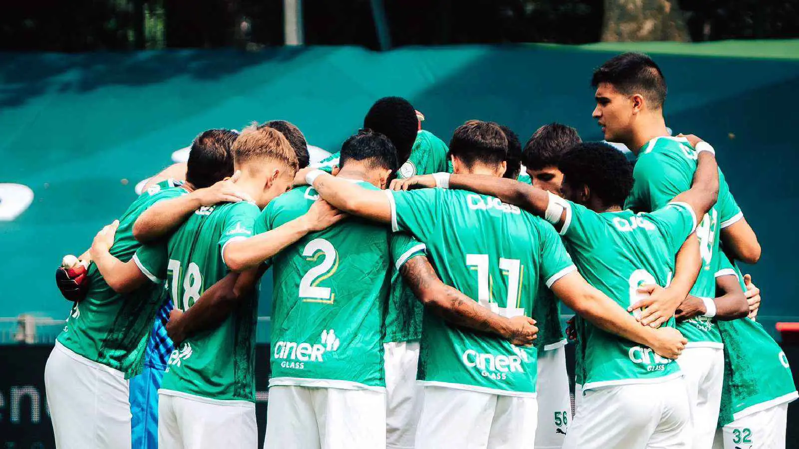 فريق بلجيكي مغمور يعلن التعاقد مع محمد صلاح