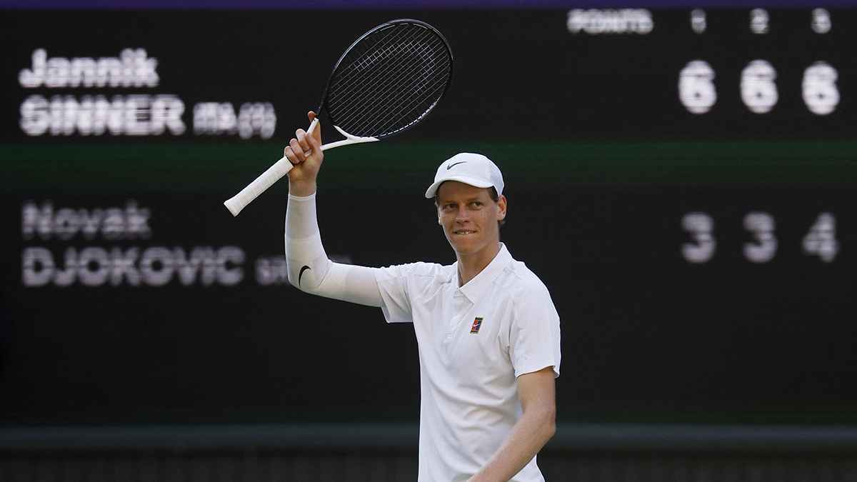 يانيك سينر يقصي ديوكوفيتش ويتأهل لنهائي ويمبلدون للمرة الأولى