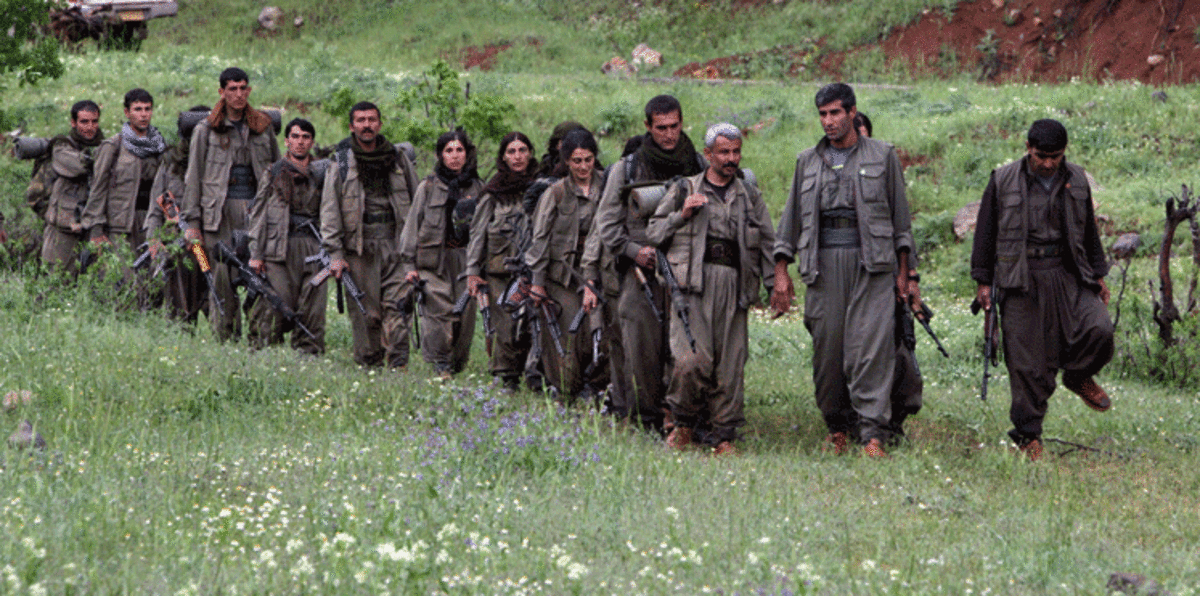 مسلحون أكراد يقتلون مسؤولا في الحزب الحاكم بجنوب شرق تركيا