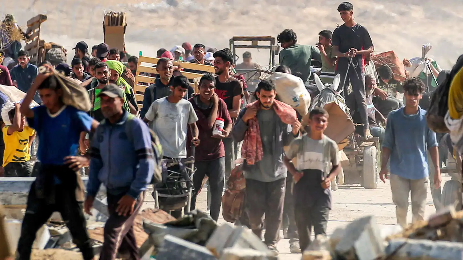 إسرائيل تتهم حماس بالسيطرة على المساعدات لتعزيز نفوذها في غزة