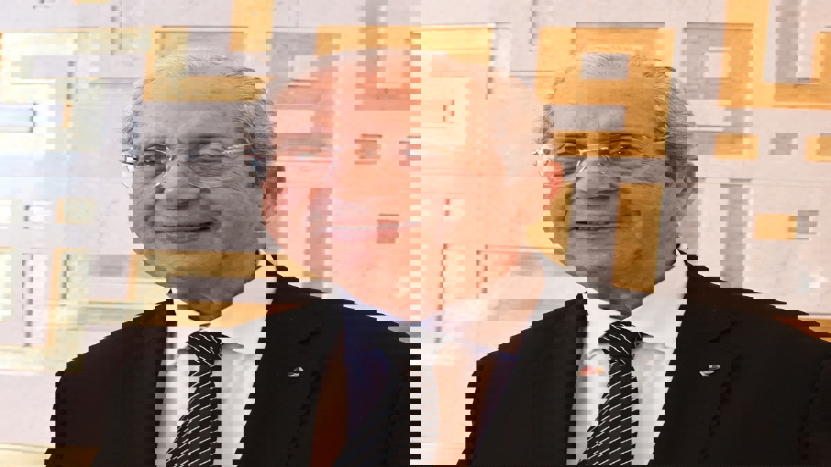 الرئيس التونسي المؤقت: بقاء نبيل القروي في السجن يضر بمصداقية الانتخابات