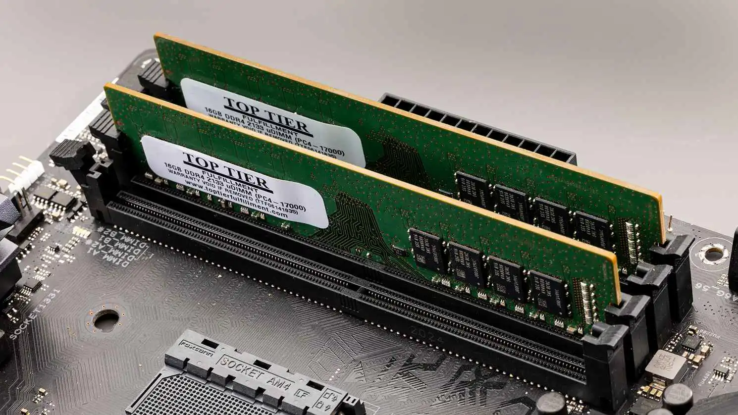 ذاكرة الـ RAM وتأثيرها على الأداء.. متى تكون الترقية مفيدة؟