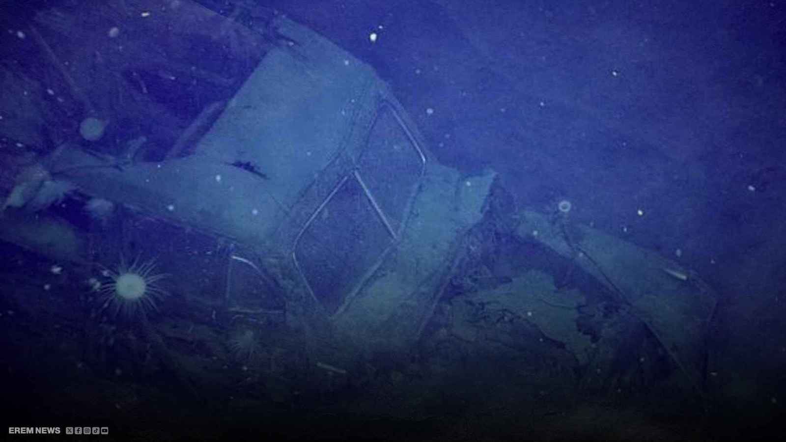 مركبة في حاملة طائرات غارقة منذ 80 عاماً.. ما قصتها؟ (فيديو إرم)