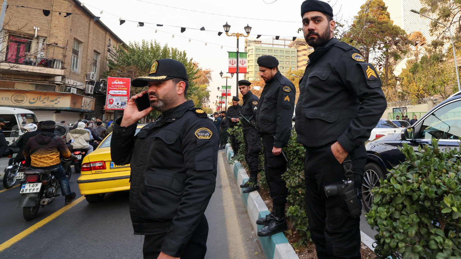 خلال مطاردة لصوص.. مقتل عناصر أمن في شمال إيران