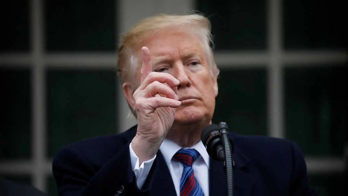 يصفهُ بـ"جو الساذج".. ترامب يتهم وسائل الإعلام بدعم المرشح الديمقراطي جو بايدن