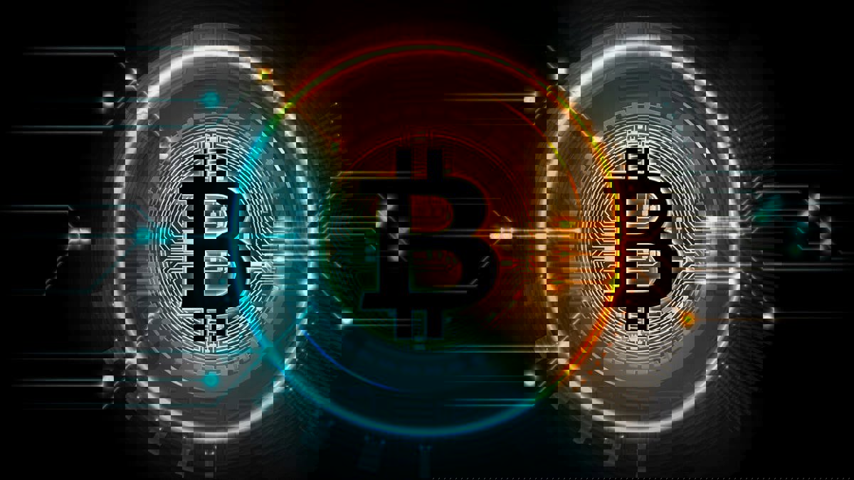 مبيعات العملات المشفرة تتسع وبيتكوين تتراجع نحو 4%