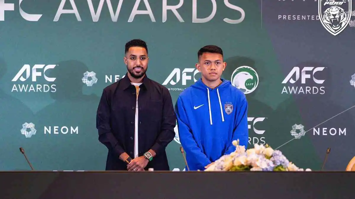 3 أشياء ترجح كفة سالم الدوسري للفوز بجائزة أفضل لاعب في آسيا