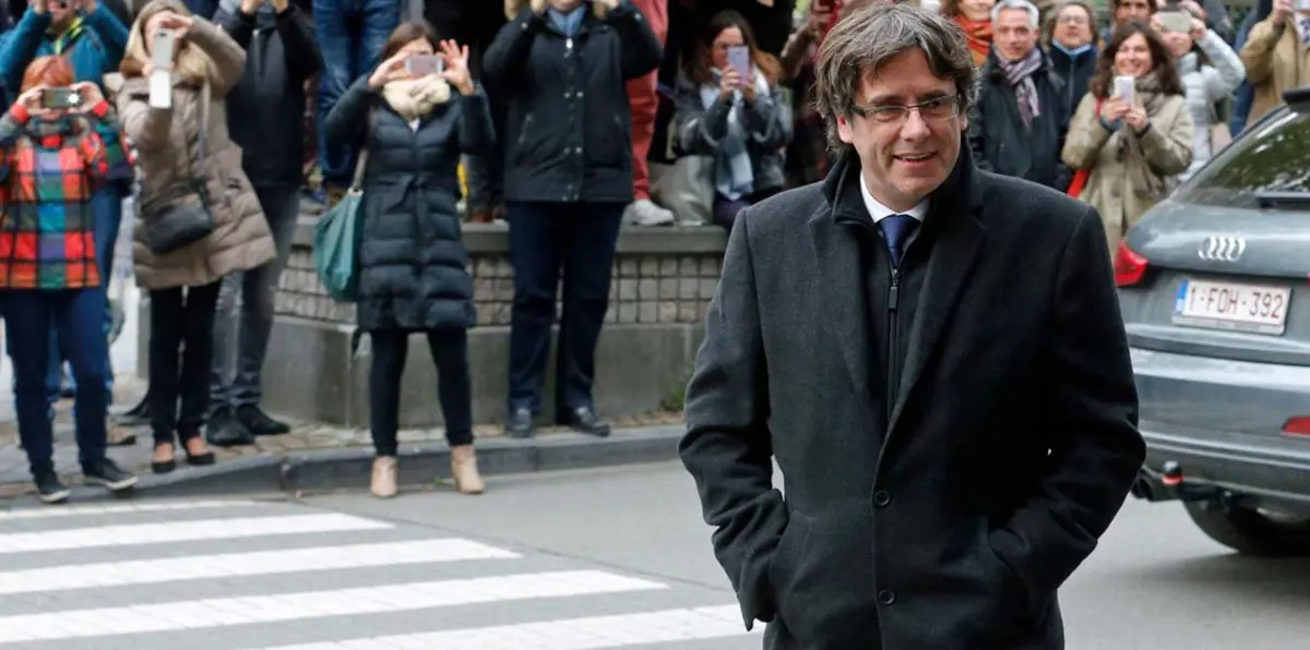 بوتشيمون يتراجع "مؤقتًا" عن السعي إلى رئاسة إقليم كتالونيا