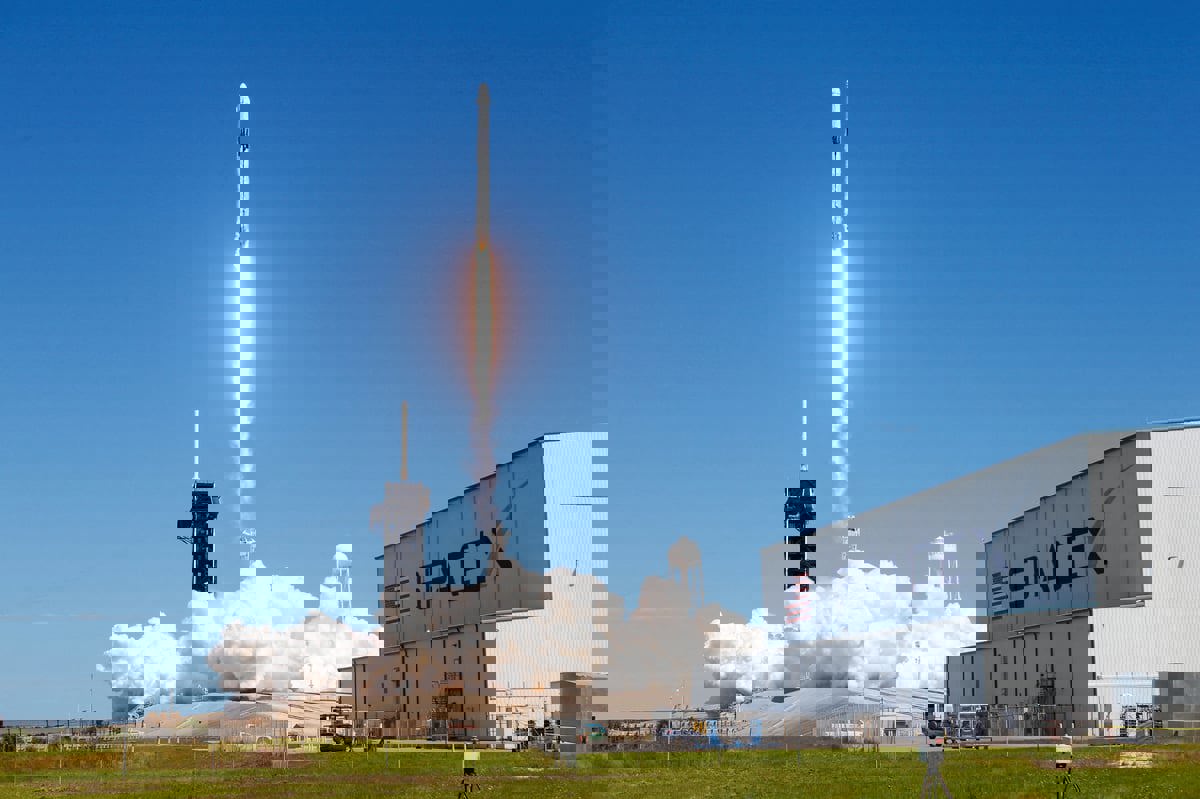 "سبايس إكس" تطلق مسيّرة فضائية عسكرية أمريكية في مهمة بحثية
