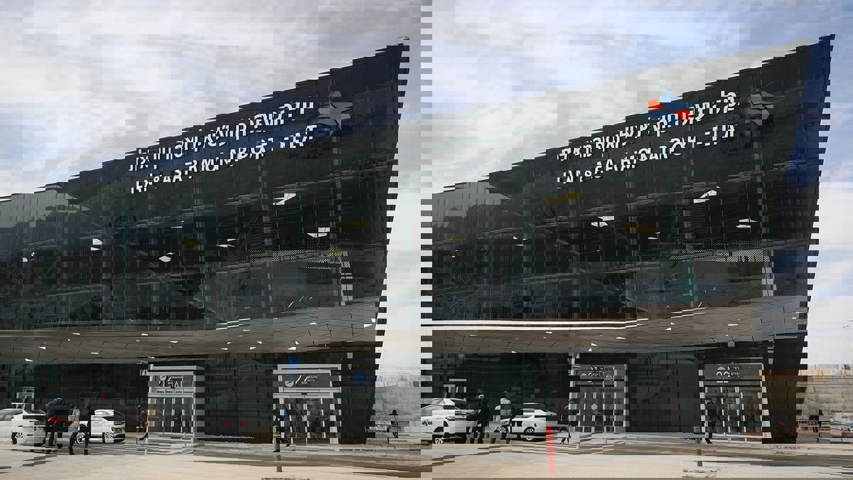 السلطة الفلسطينية لمواطنيها: لا تستخدموا مطار "رامون" الإسرائيلي