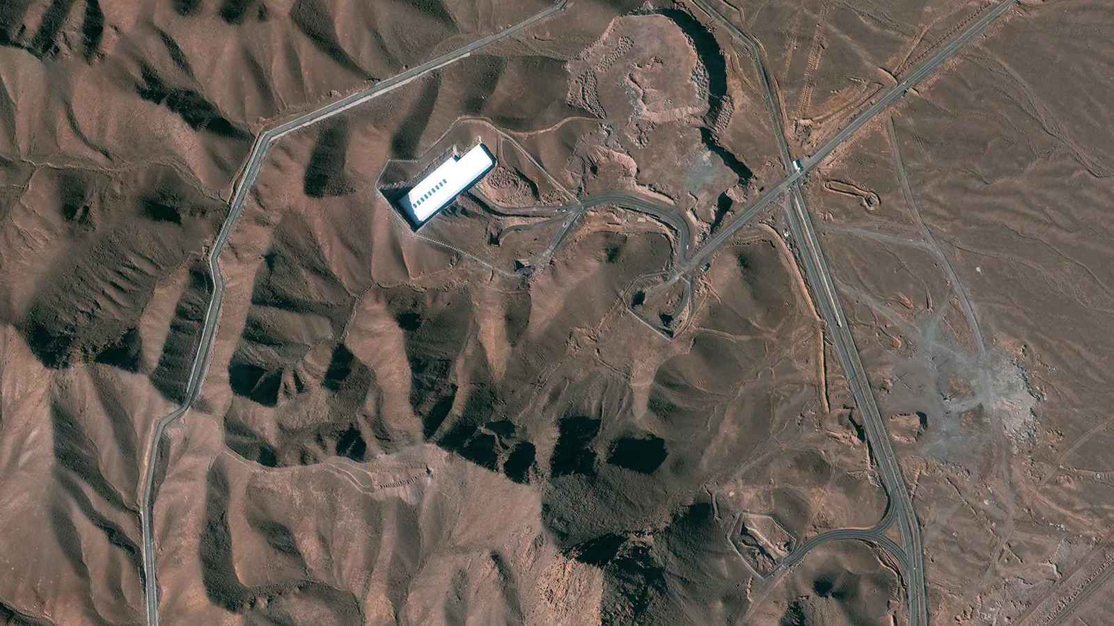 هيئة البث الإسرائيلية: استهداف منشأة "فوردو" مسألة وقت