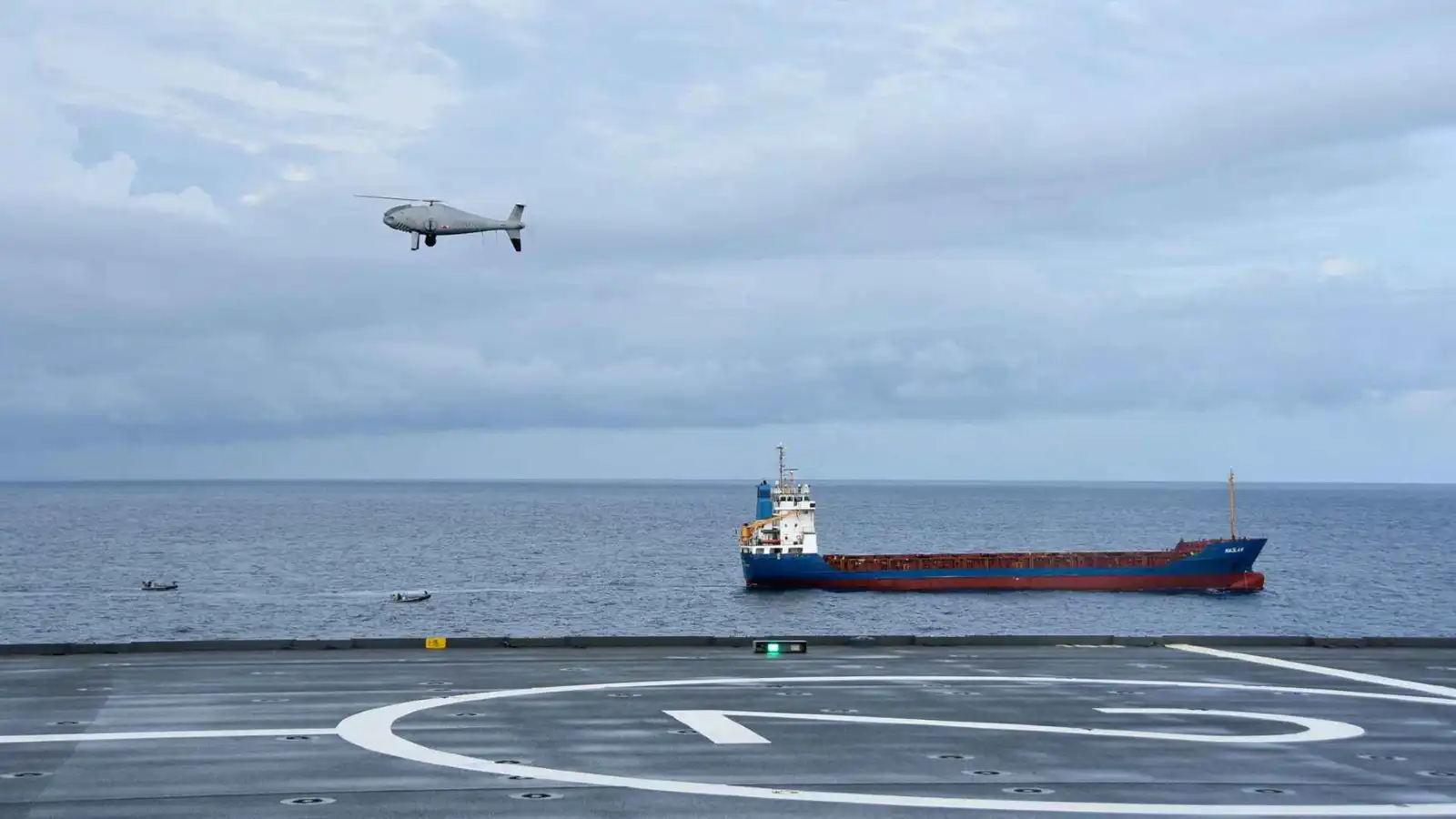 تعبره 1500 سفينة يوميا.. خليج غينيا يدخل حلبة الصراع الدولي