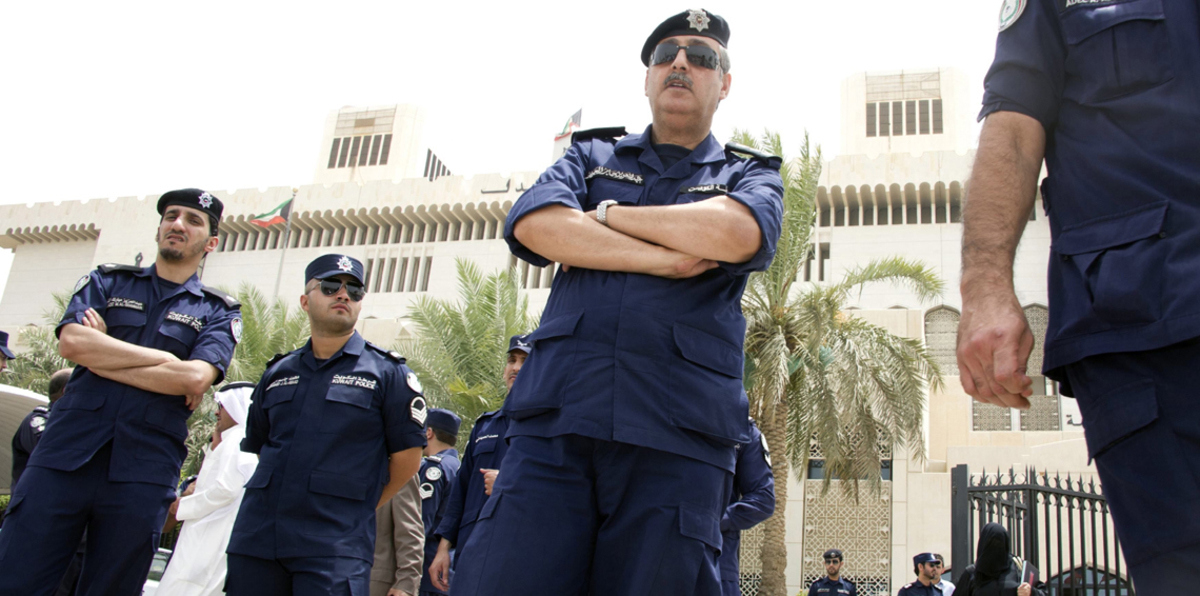 وافد مصري "يتذاكى" على الأمن الكويتي لإخفاء الحشيش