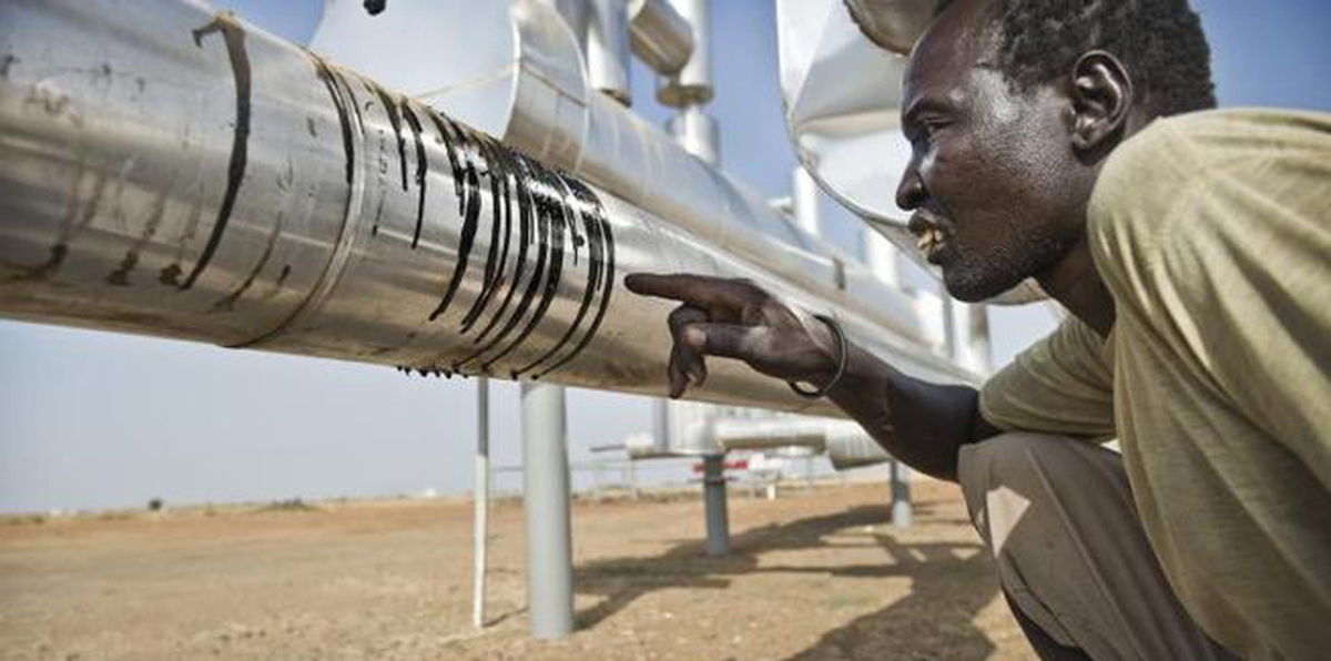 البشير يعلن موعد بدء ضخ النفط من جنوب السودان لبلده