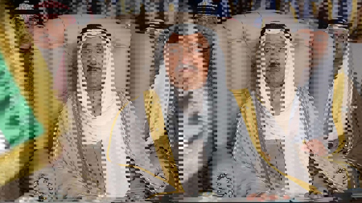 مجلس الوزراء الكويتي يعقد اجتماعا استثنائيا في سكن أمير البلاد (فيديو)