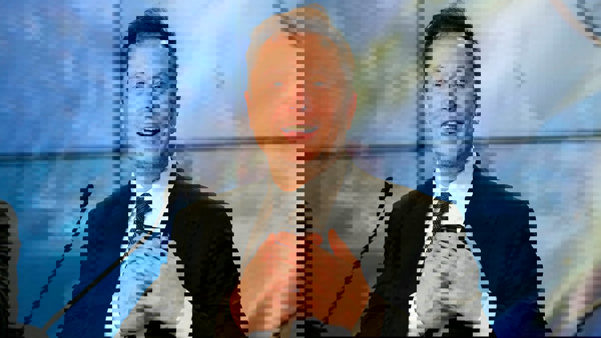 ماسك يتهم تويتر بحجب معلومات ويلوّح بسحب عرض شرائها