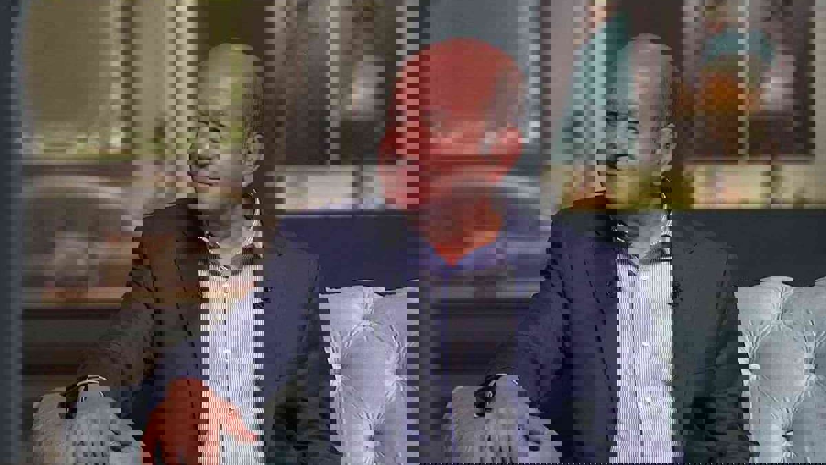 لطفي لبيب ينفي اعتزاله الفن