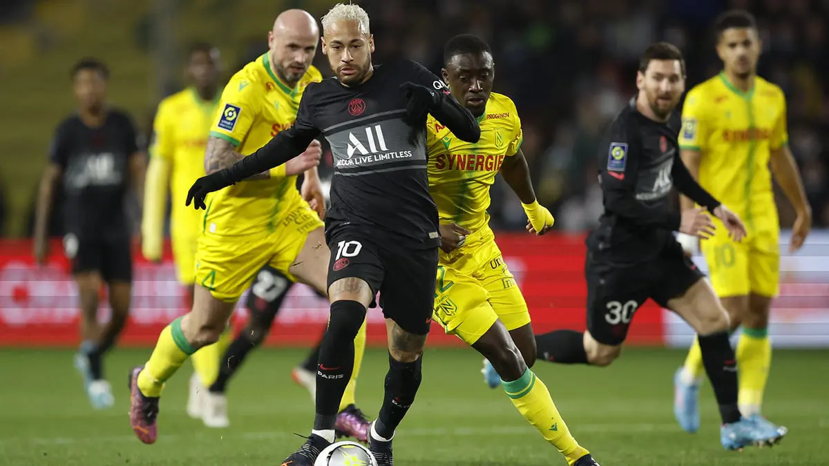 الموعد والقنوات الناقلة والتشكيل المتوقع لمباراة باريس سان جيرمان ضد نانت في كأس السوبر الفرنسي