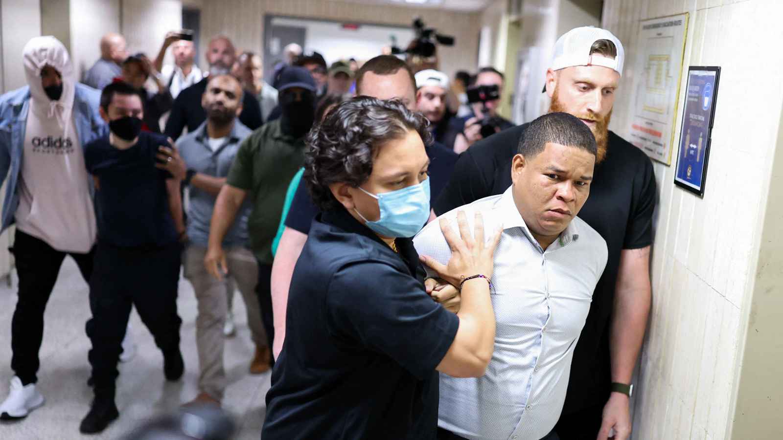 قاض فيدرالي يوقف أمر ترامب التنفيذي بمنع اللجوء على الحدود الجنوبية