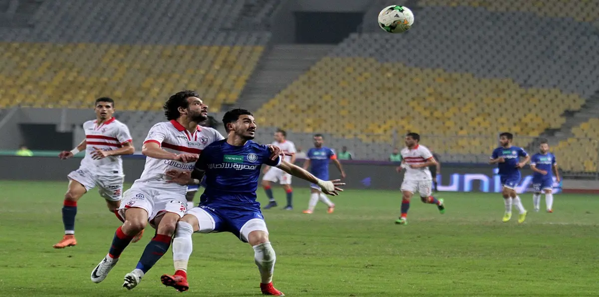 النادي الأهلي المصري يحصل على توقيع أحمد علاء شقيق مدافع الزمالك