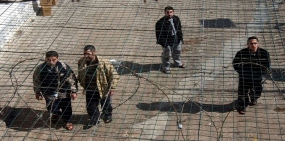 الحكومة الفلسطينية تحمل إسرائيل المسؤولية الكاملة عن حياة الأسرى المضربين‎