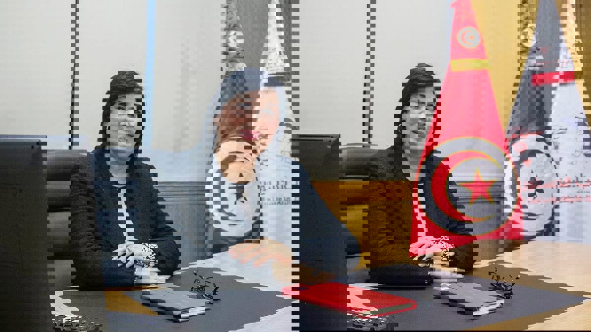 موسي تدعو لانتخابات مبكرة: سعيد لم يعد رئيسا لتونس