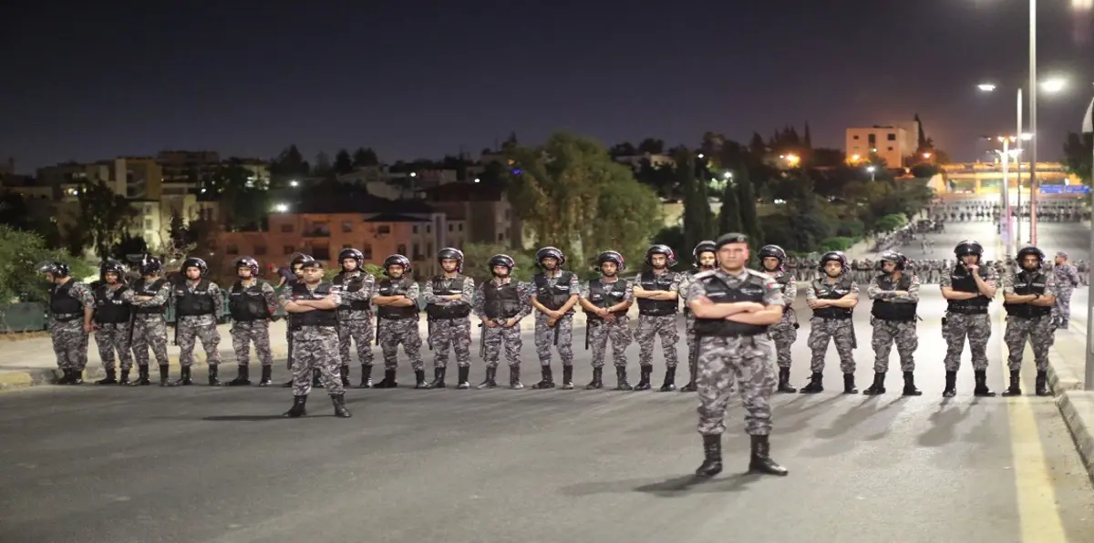 لليوم السادس.. الأردنيون يواصلون احتجاجاتهم ضد نهج الحكومة الاقتصادي (صور وفيديو)