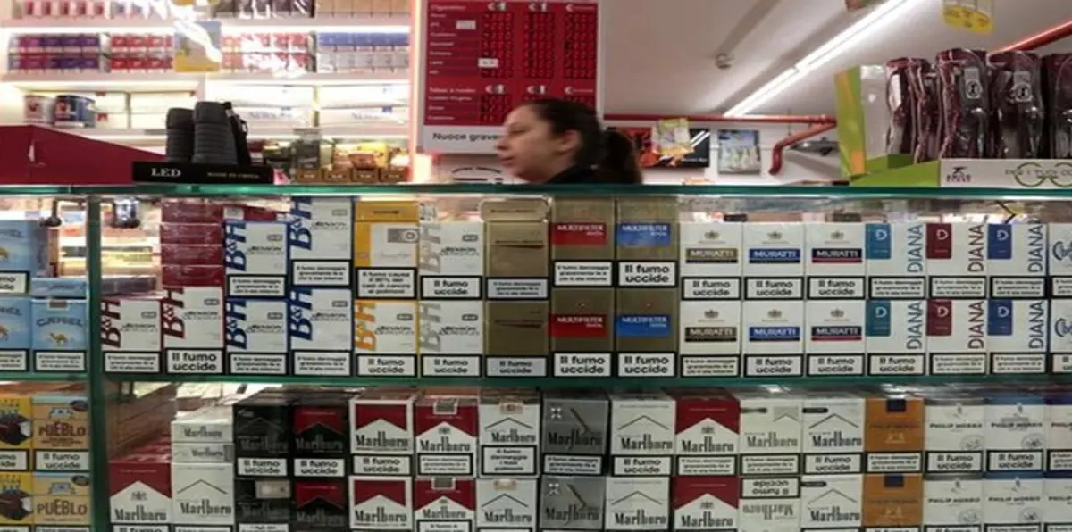 عقب إقرار القيمة المضافة.. أسعار السجائر تشتعل في مصر