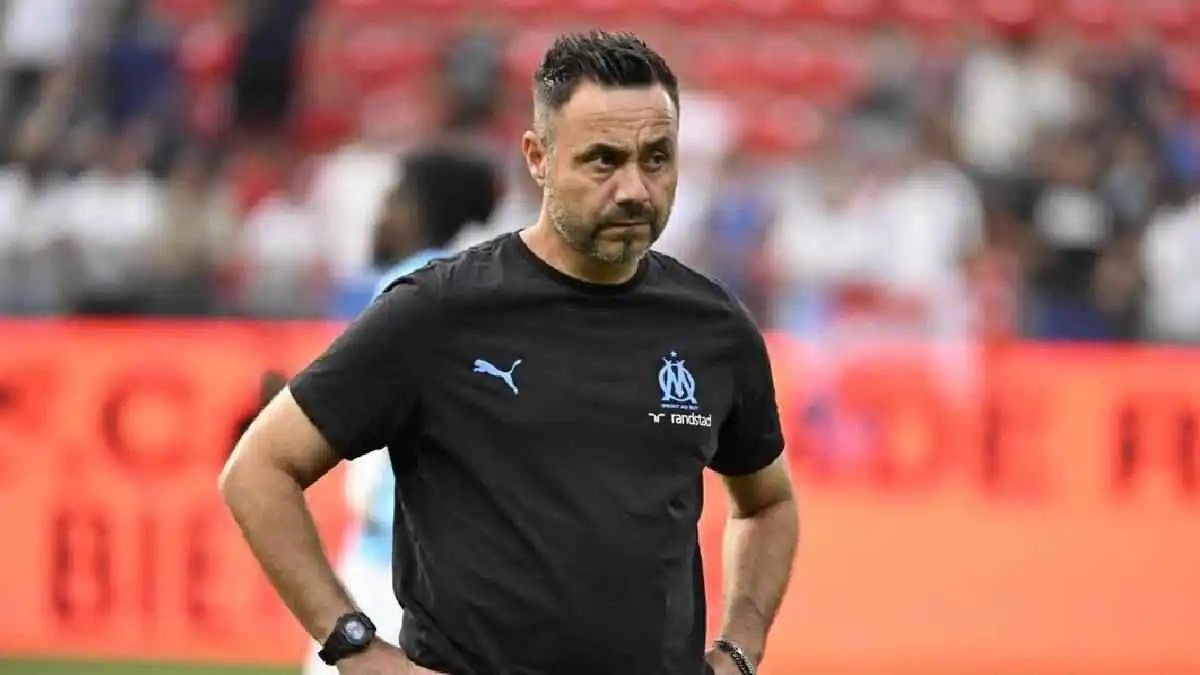 تعليق ناري من مدرب مارسيليا بعد معركة نجمي الفريق (فيديو)