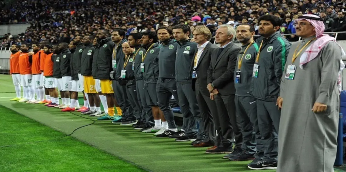 مدرب المنتخب السعودي يطالب بإيقاف دوري جميل