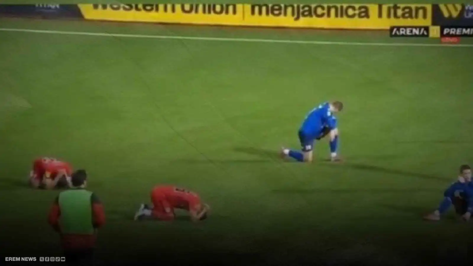 مأساة تهز الدوري الصربي.. نوبة قلبية تخطف مدرباً أثناء المباراة (فيديو إرم)