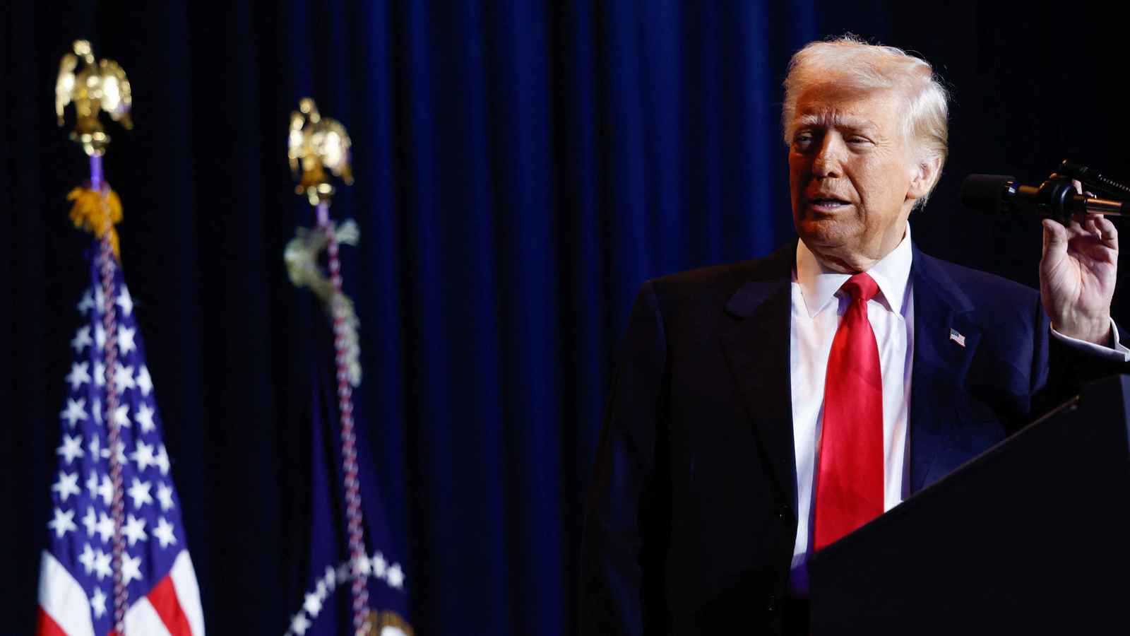 كيف تجاهلت "خطة ترامب" مصير الرهائن الإسرائيليين وهدنة غزة؟