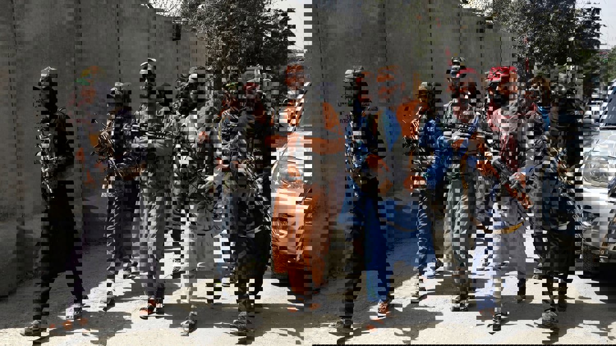 مقتل عدة أشخاص بنيران أطلقتها "طالبان" على مسيرة في أسد أباد