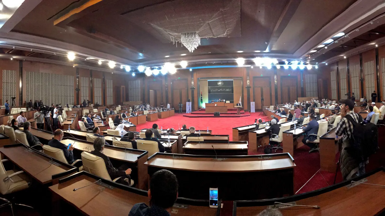 وسط غموض وسجالات سياسية.. ليبيا "بلا ميزانية موحدة"