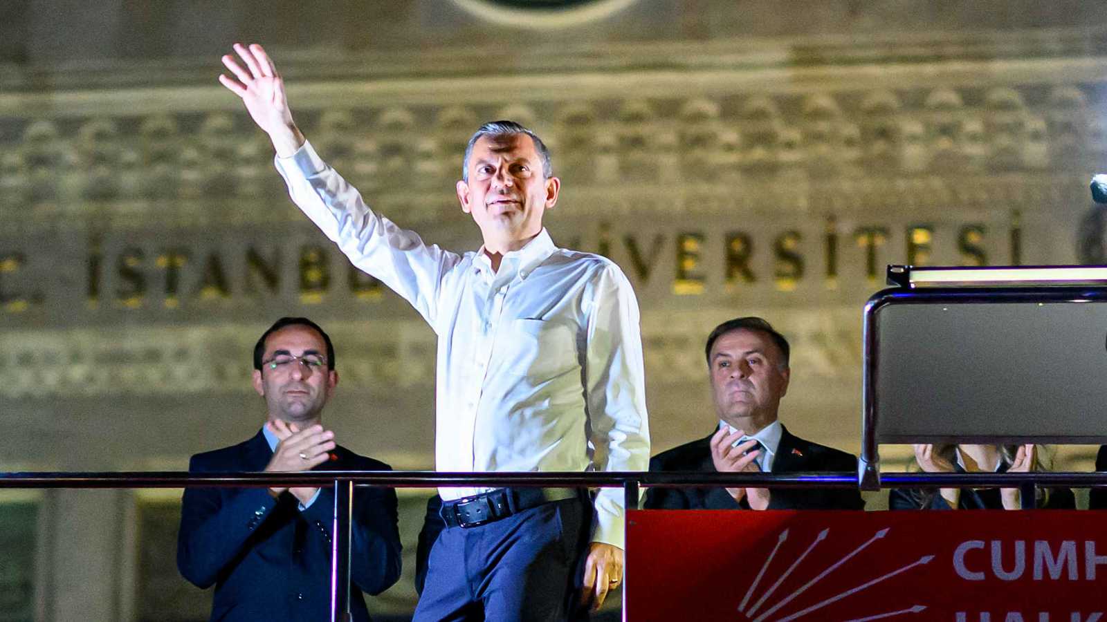 بتهمة إهانة موظف حكومي.. تركيا تقاضي زعيم أكبر أحزاب المعارضة