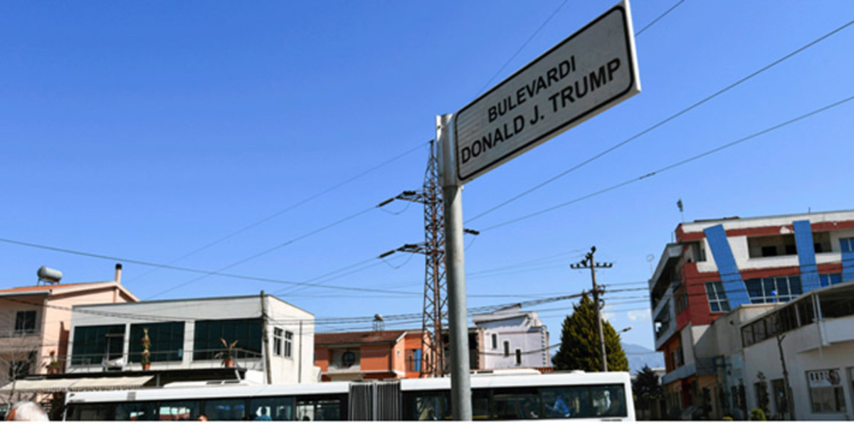 ألبانيا أول دولة تطلق اسم "دونالد ترامب" على أحد شوارعها