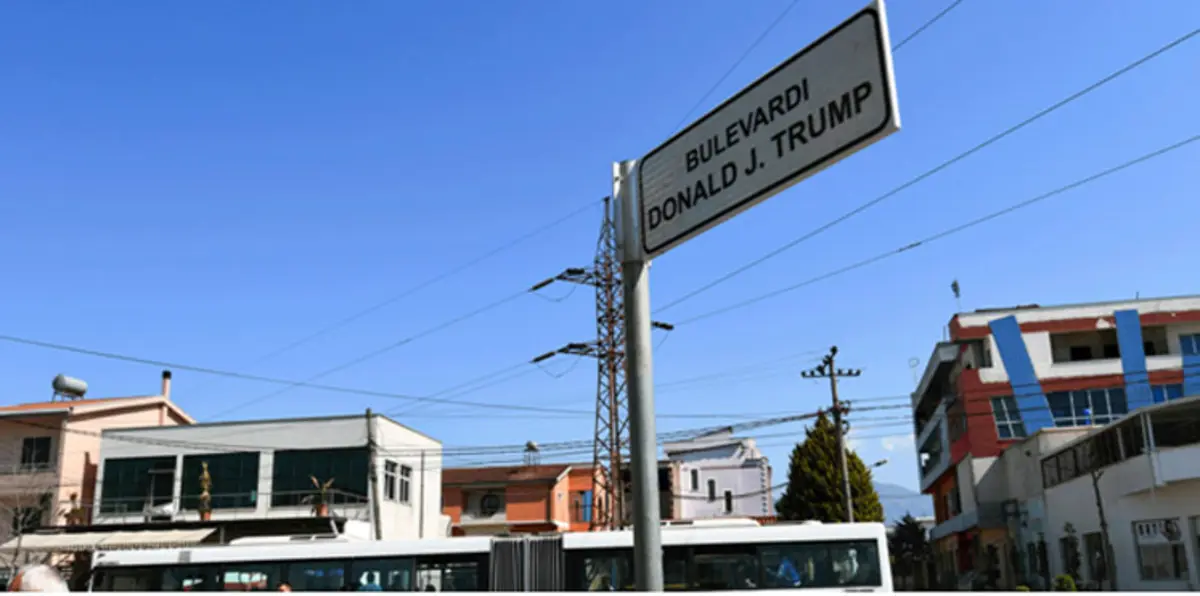 ألبانيا أول دولة تطلق اسم "دونالد ترامب" على أحد شوارعها