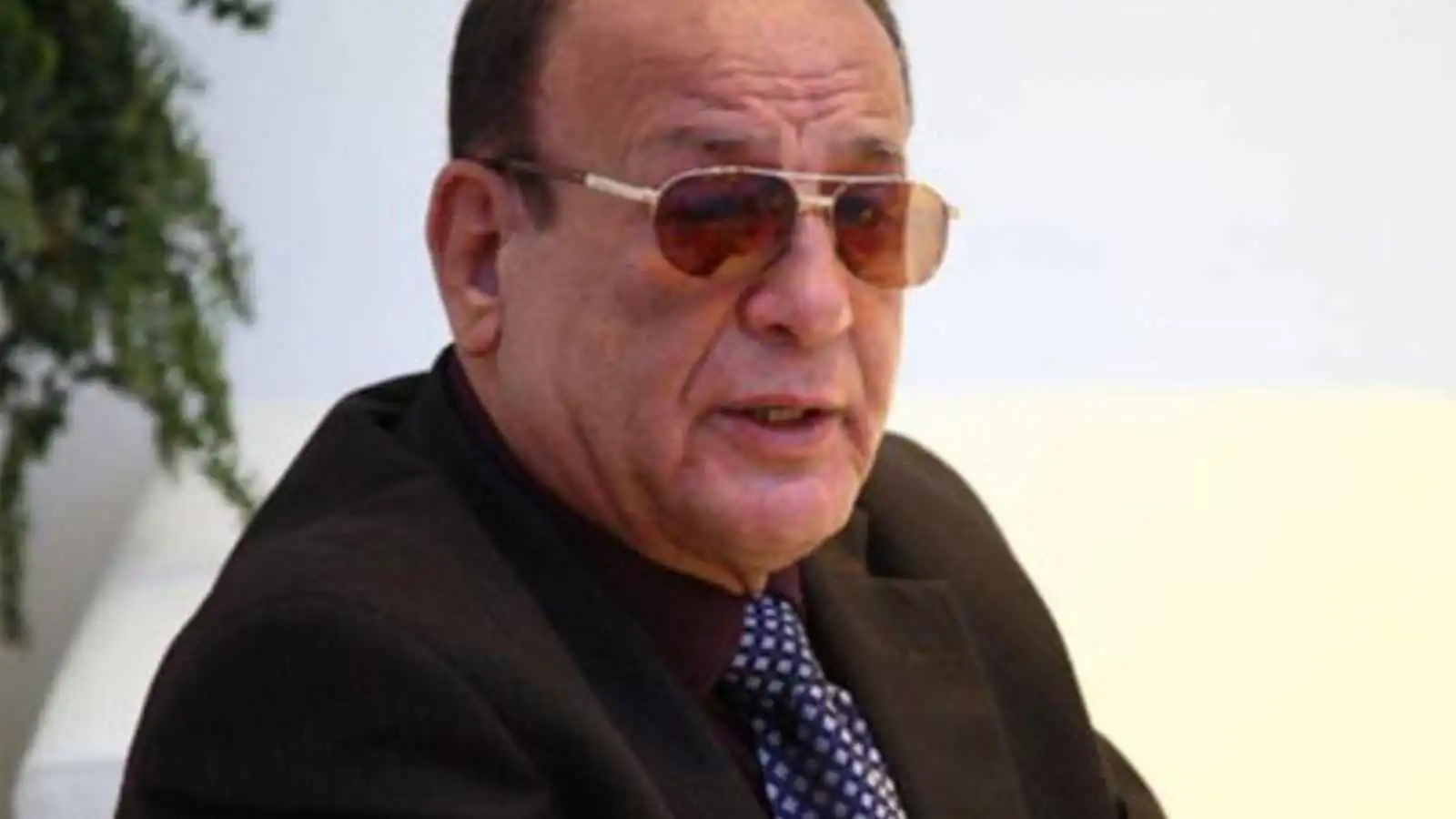 مخرج يتهم الفنان حسين نعمة بعدم دفع مستحقاته