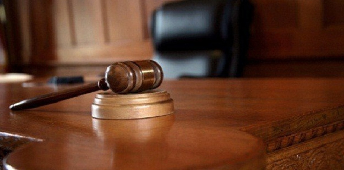 محكمة إسبانية تسجن 5 آخرين من زعماء كتالونيا انتظارًا لمحاكمتهم