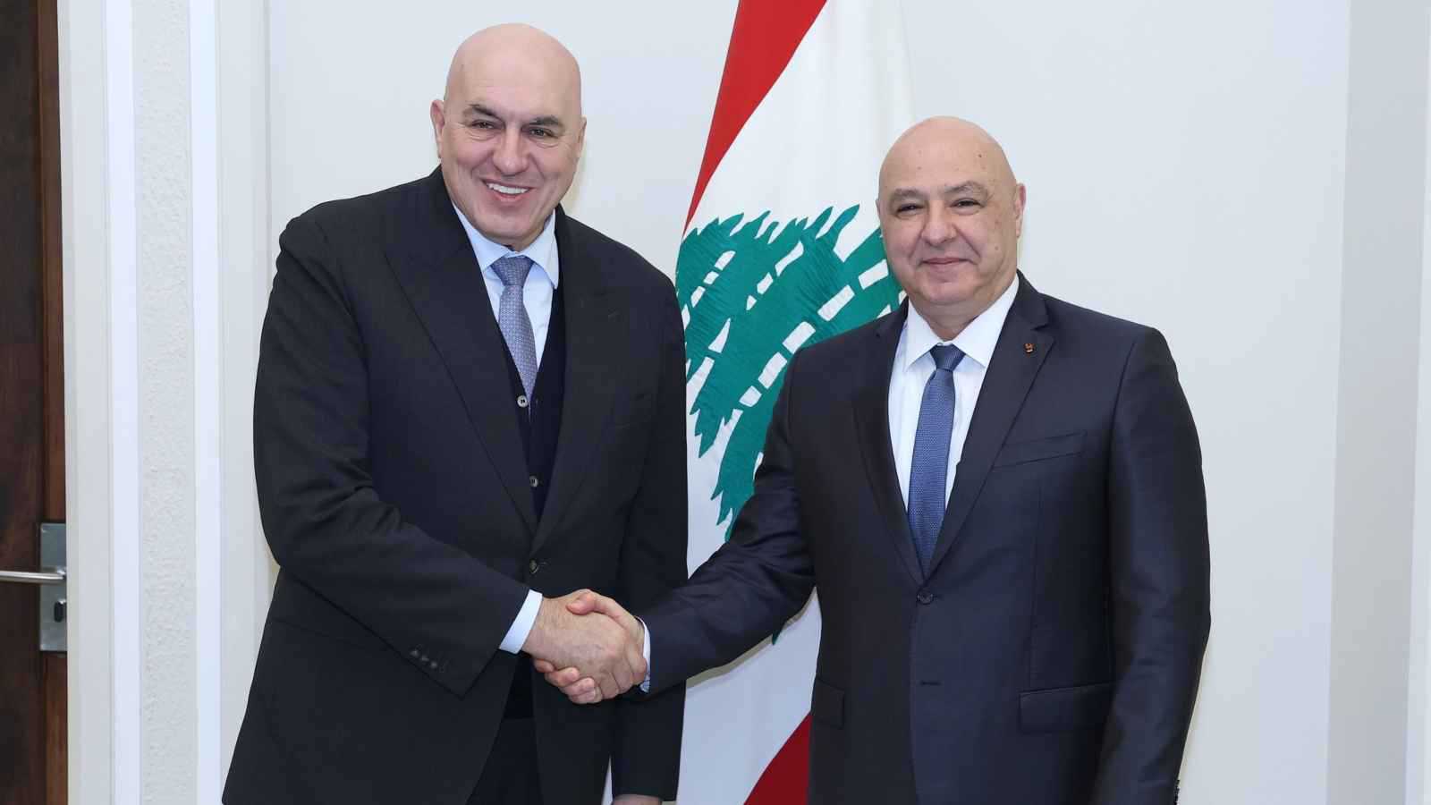 عون: لبنان يرحب بأي قوة أوروبية تحل مكان "اليونيفيل"