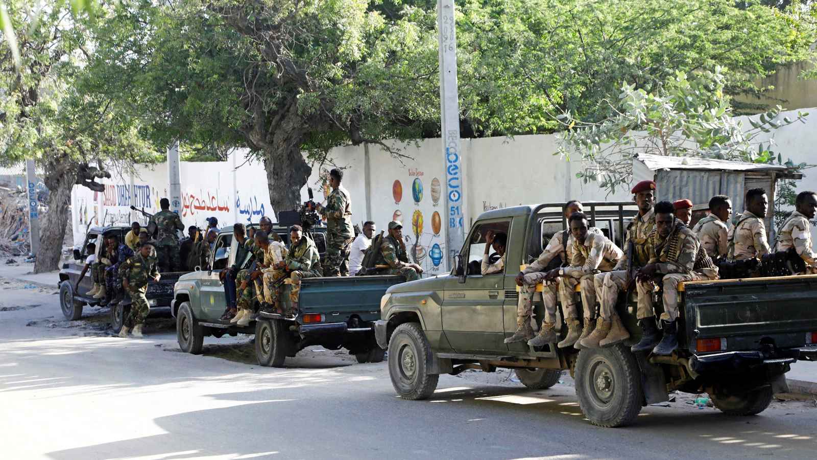 قتلى وجرحى بتفجير انتحاري في قاعدة عسكرية بالصومال