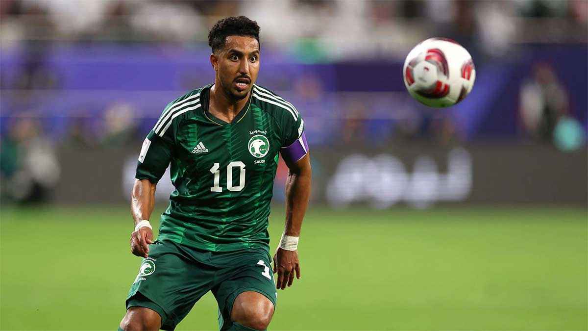بديل سالم الدوسري في تشكيل السعودية أمام أستراليا