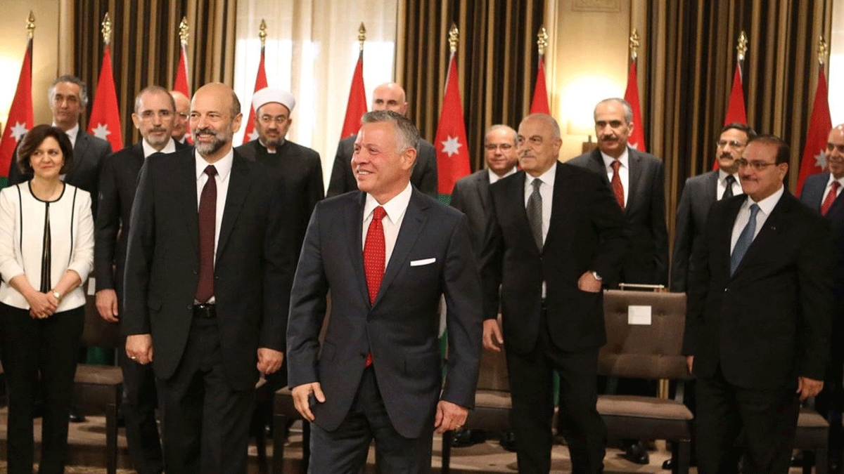 الرزاز يجري تعديلاً رابعاً على الحكومة الأردنية يشمل 11 وزارة
