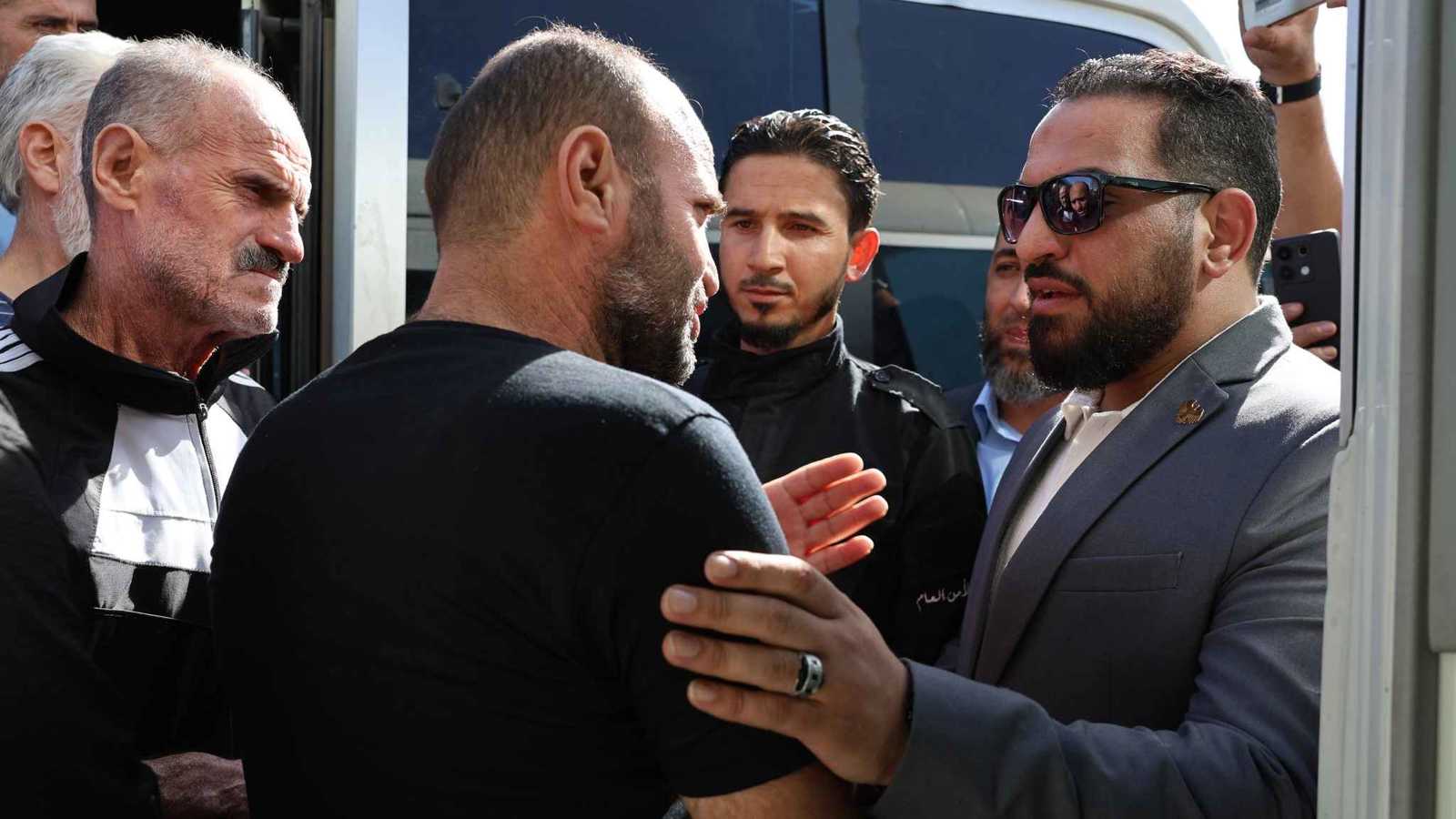 الداخلية السورية تعلن الإفراج عن موقوفين من أبناء السويداء (فيديو وصور)