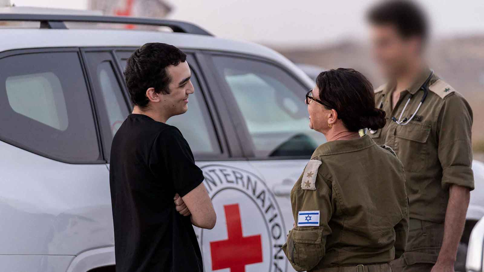 لقبوني بـ"الأمريكي".. عيدان ألكسندر يكشف تفاصيل احتجازه لدى حماس