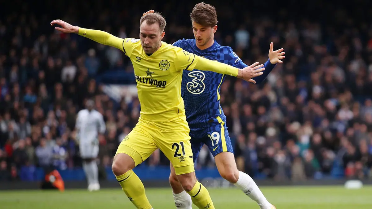 مدرب برنتفورد يشيد بقصة كريستيان إريكسن الخيالية عقب الفوز على تشيلسي