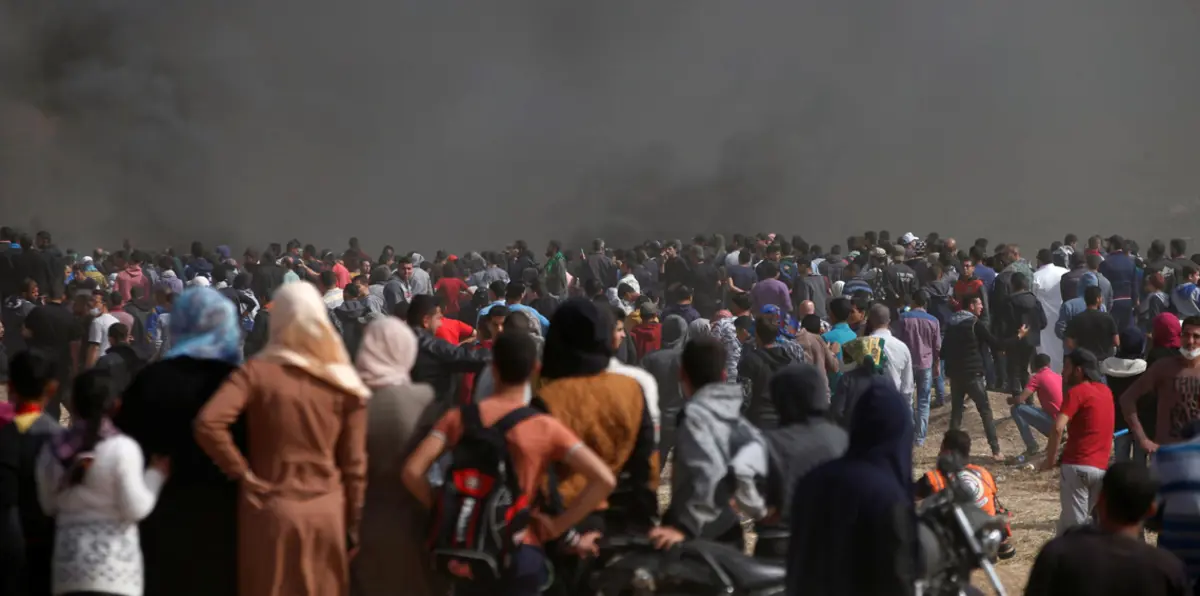 وسط أزمة متفاقمة.. مستشفيات غزة تزدحم بمصابي "مسيرات العودة"